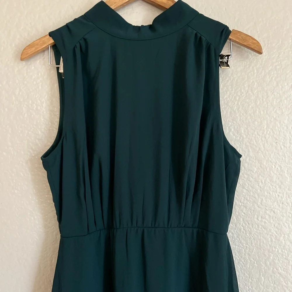 NWOT Classic Elegance Emerald Chiffon Sleeveless Mock Neck Maxi Dress - Picture 6 of 8